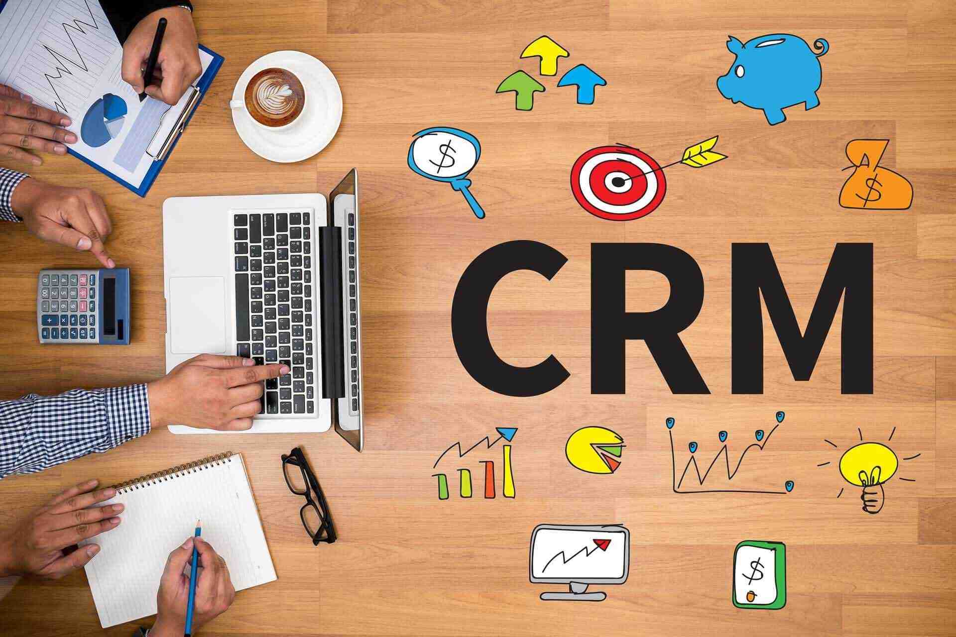 تجربه‌ای بی‌نظیر از مدیریت مشتری با CRM ابری