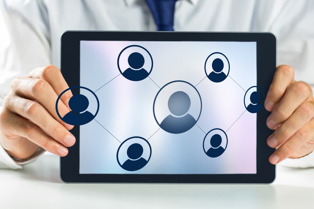 نقش داده‌ها در موفقیت پیگیری فروش