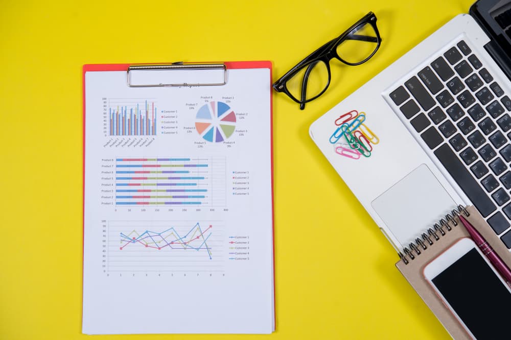 نقش CRM در ساده‌سازی و کاربردی‌کردن گزارش‌گیری فروش